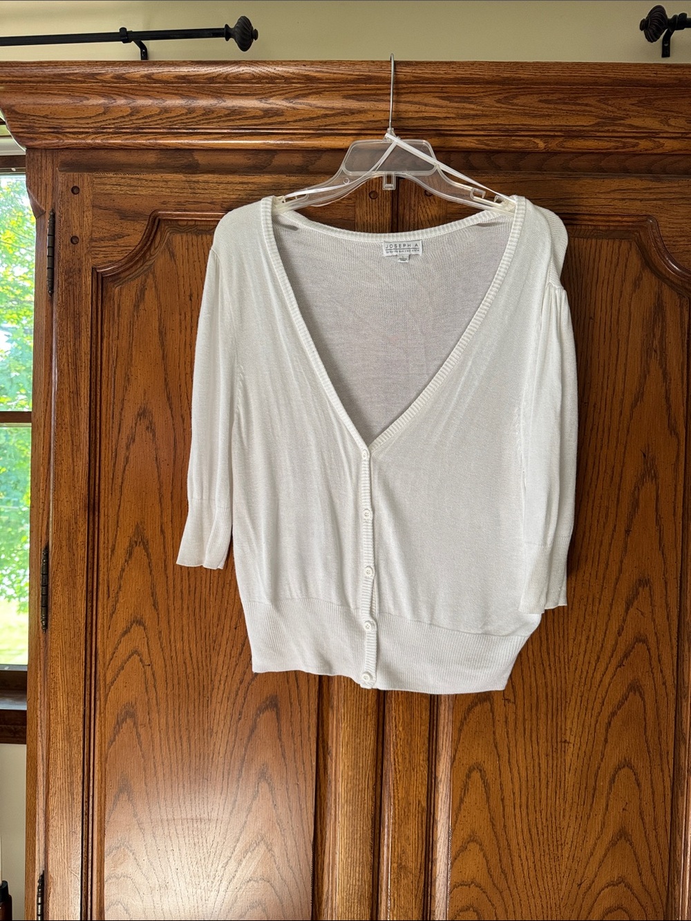 Joseph A. Women’s White 1/2 Sleeve Cardigan Sweater